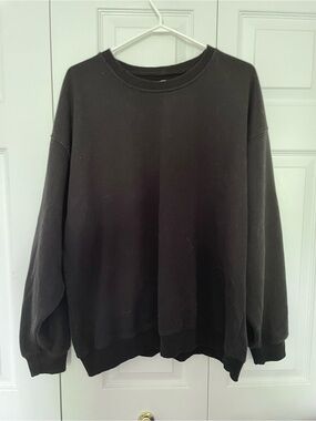 Black Boyfriend Crewneck Sweater